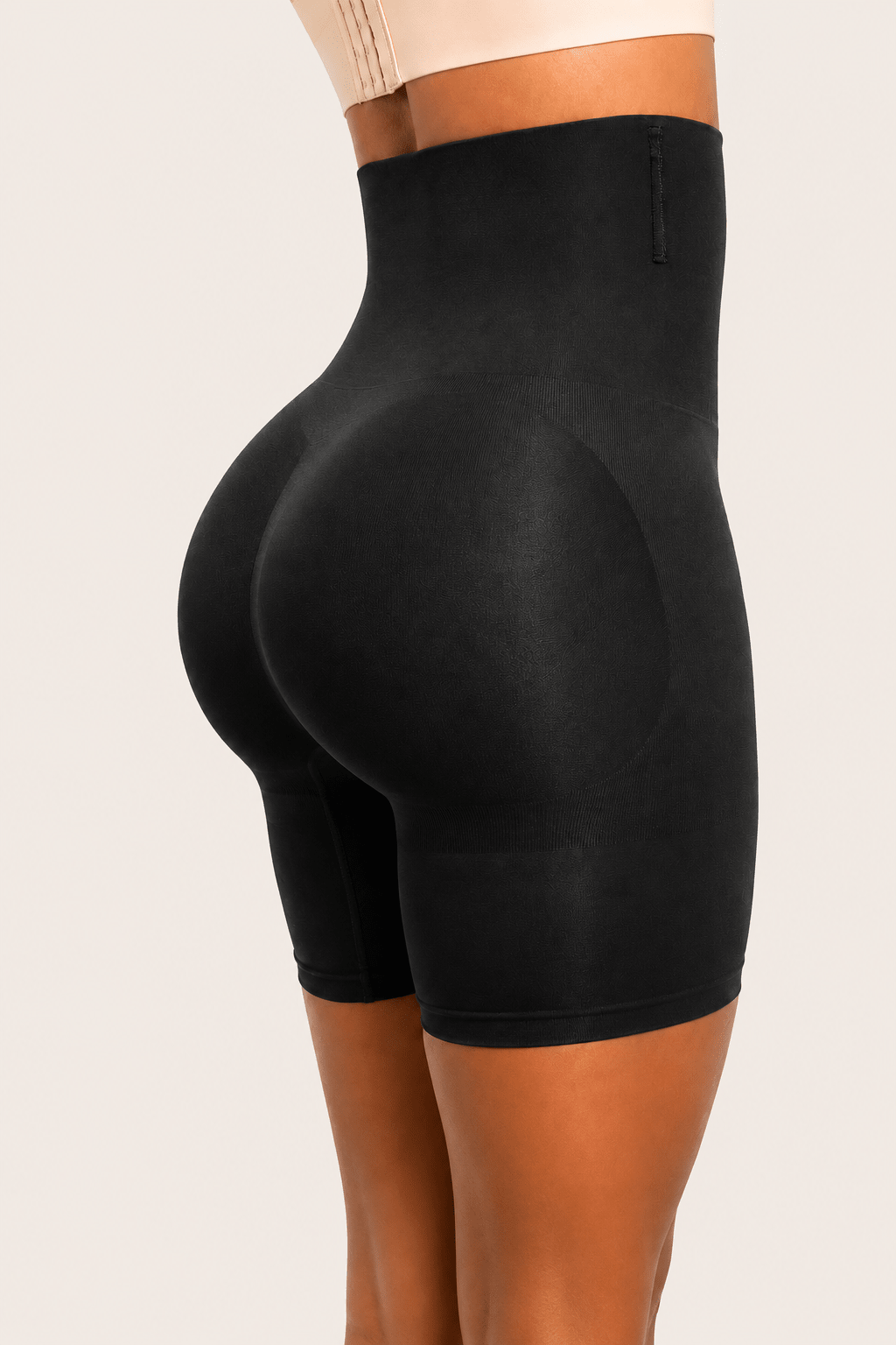 SOLÈNE - Formende Shapewear-Shorts