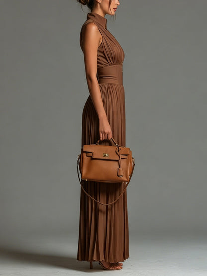 AUGUSTINE Jumpsuit | Karamellfarbener plissierter Chiffon-Overall